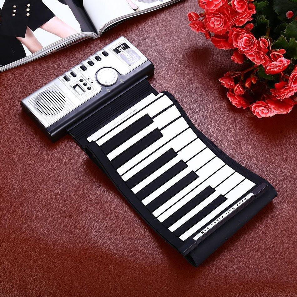 ROLL UP PIANO